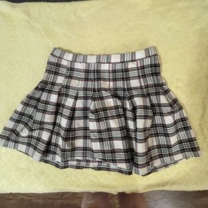 Women’s plaid stretch skirt